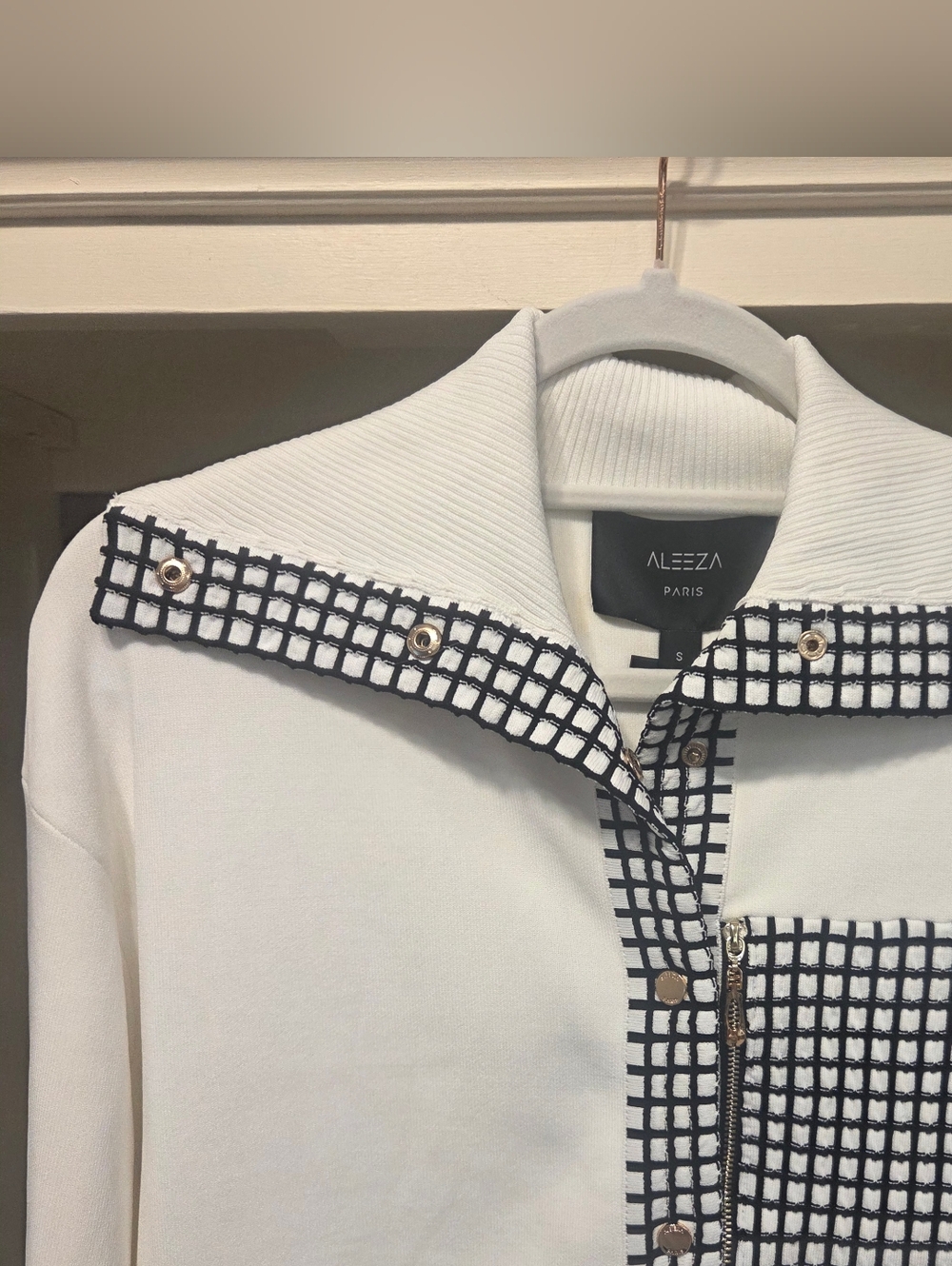 Aleeza White Knit Cardigan W/ Black Grid Trim & Pocket Detail- Classy!! - Picture 8 of 9